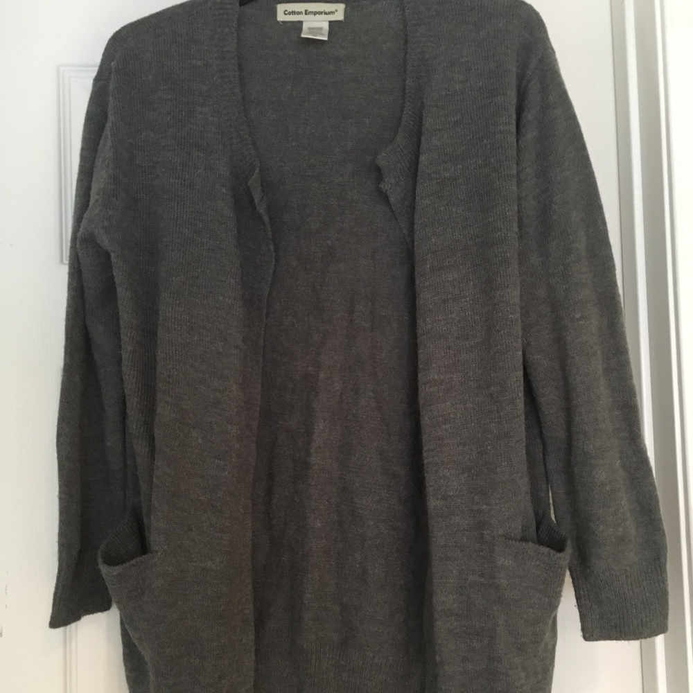 BP open grey sweater